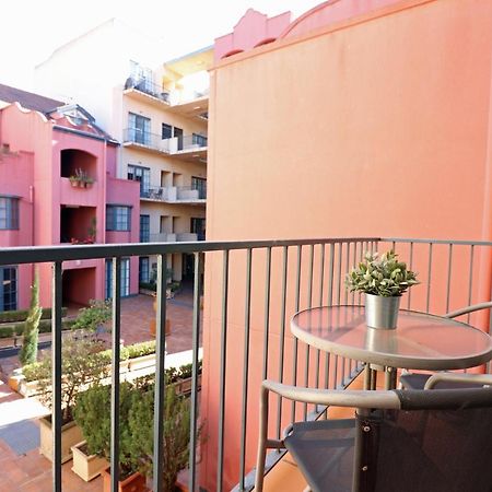 Mayford - Long Stay Rates, Pool, Gym, Parking Мельбурн Экстерьер фото