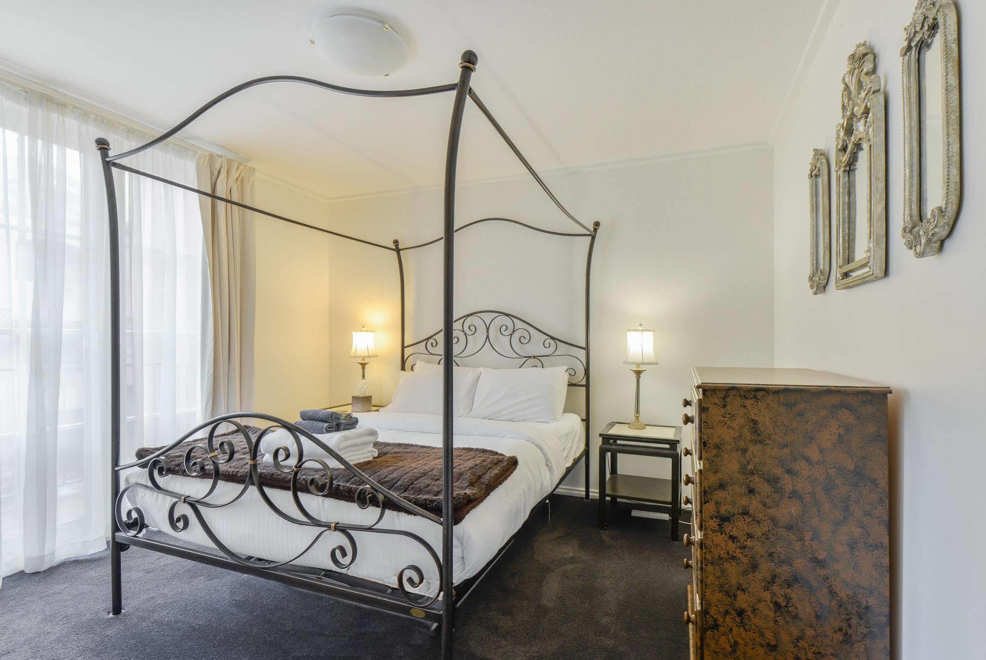 Mayford - Long Stay Rates, Pool, Gym, Parking Мельбурн Экстерьер фото